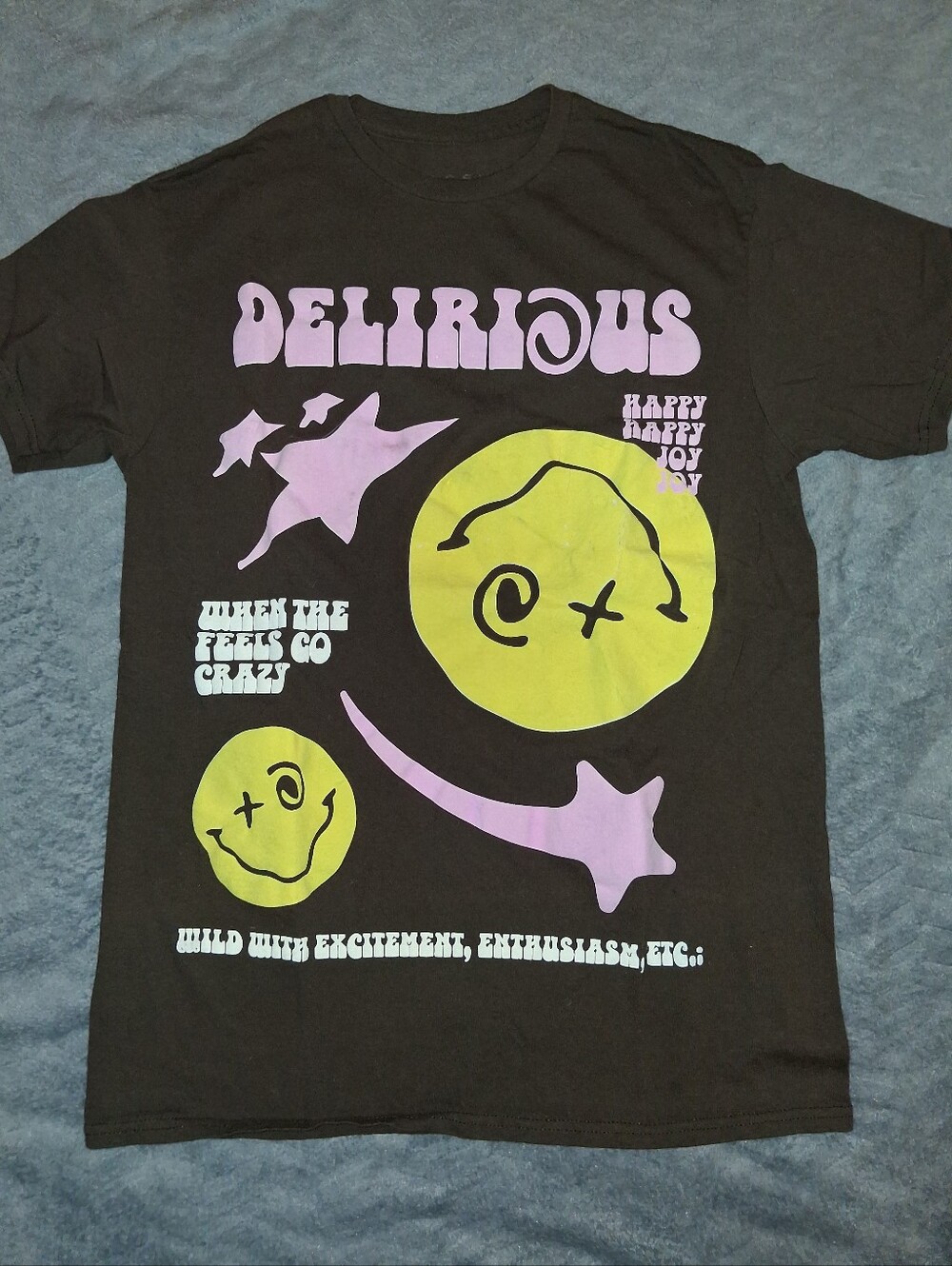 PacSun Brown Short Sleeve Tee with Yellow Smiley & Pink Stars